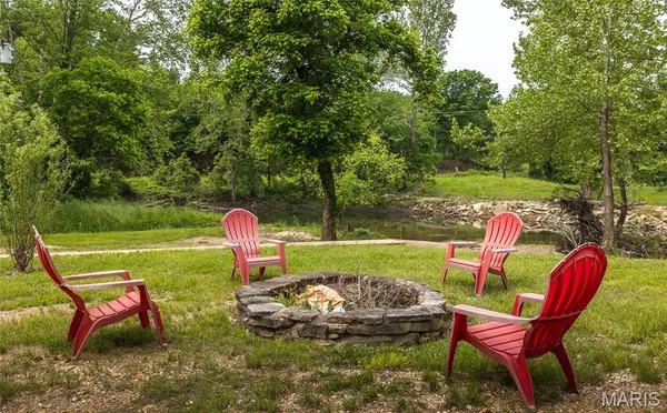 $490,000 | 12715 State Hwy T, Newburg, MO 65550