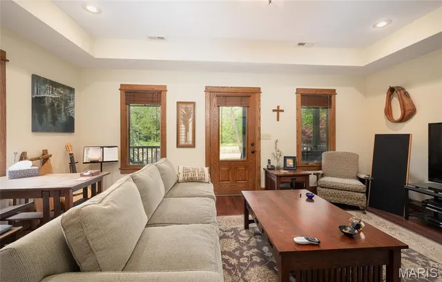 $490,000 | 12715 State Hwy T, Newburg, MO 65550