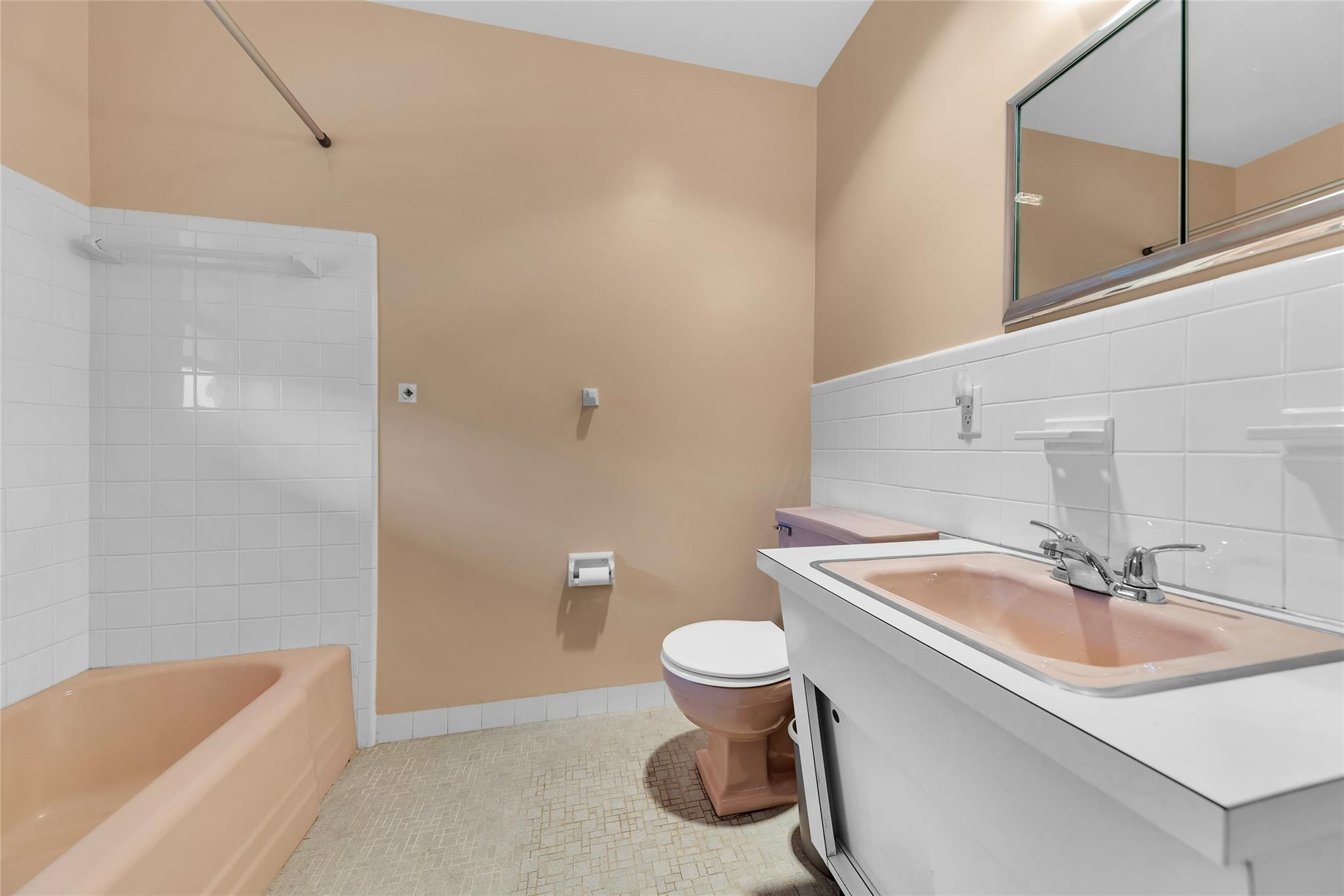 11 Southwest 4th Avenue, Unit 10 Boca Raton, FL 33432 - Photo 23 of 32 Photo 23