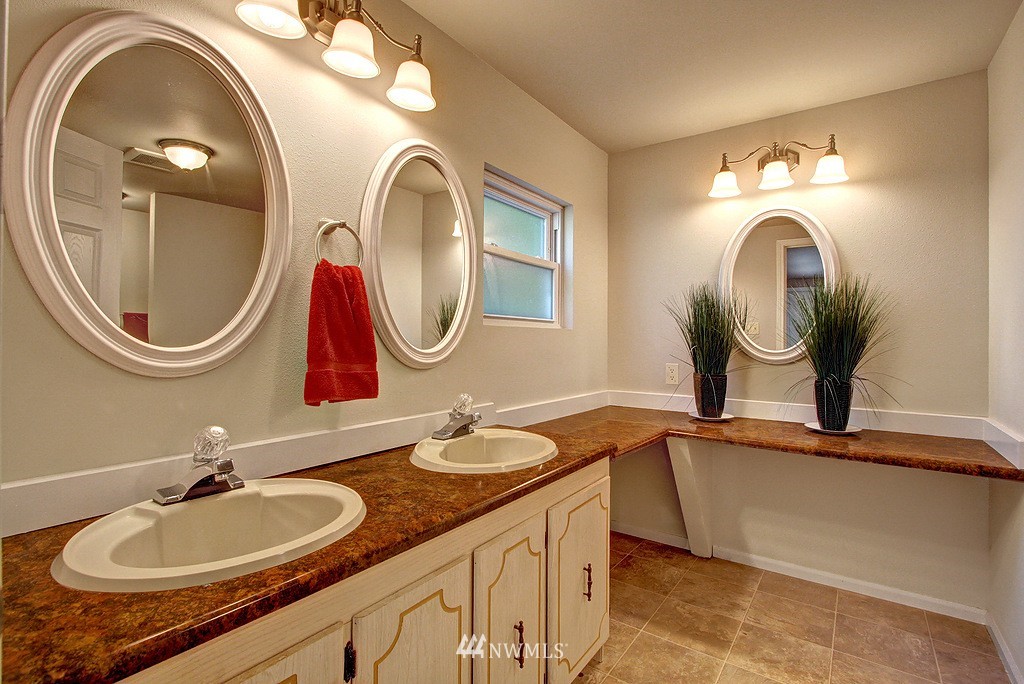 22452 Military Road South SeaTac, WA 98198 - Photo 14 of 18 Gallery Image 14