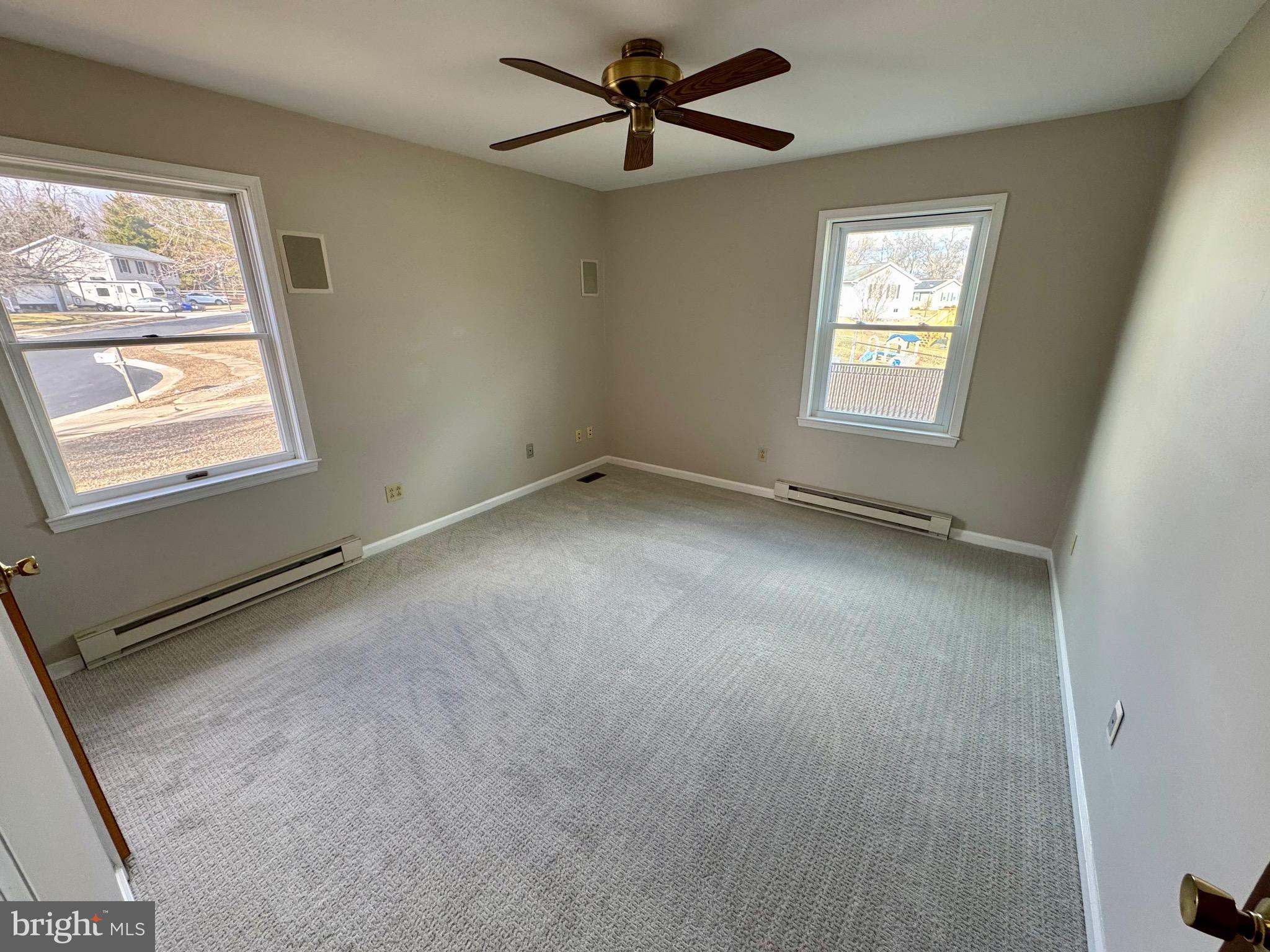 11 Locke Court Newark, DE 19702 - Photo 10 of 28 Bedroom 2
