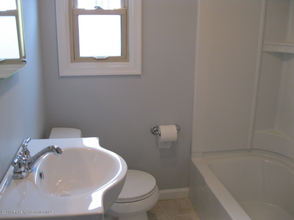1100 Rear Springbrook Street Pittston, PA 18641 - Photo 7 of 12 Gallery Image 7