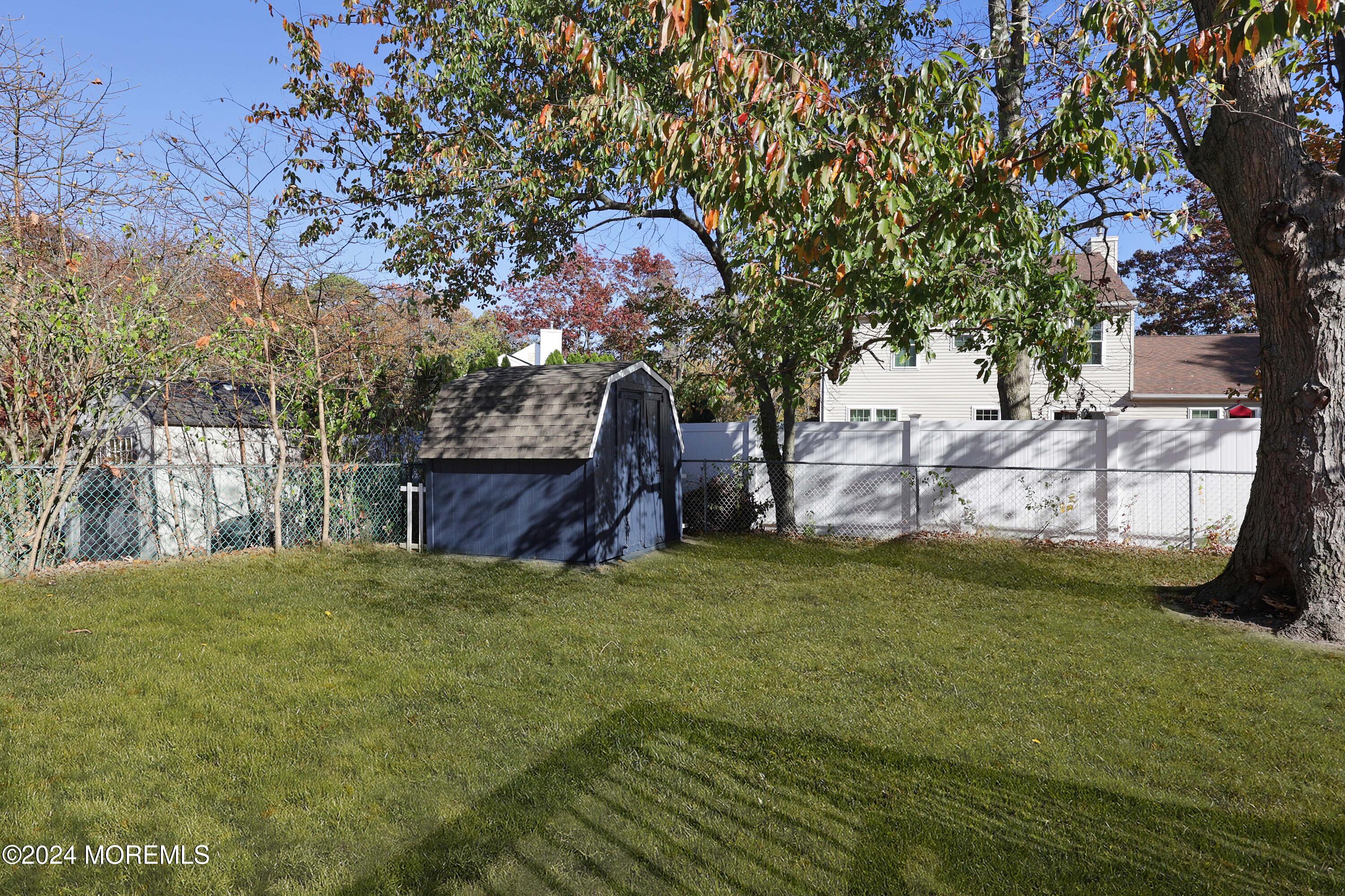 893 Harrison Road Toms River, NJ 08753 - Photo 16 of 33 758A1959_60_61_62_63