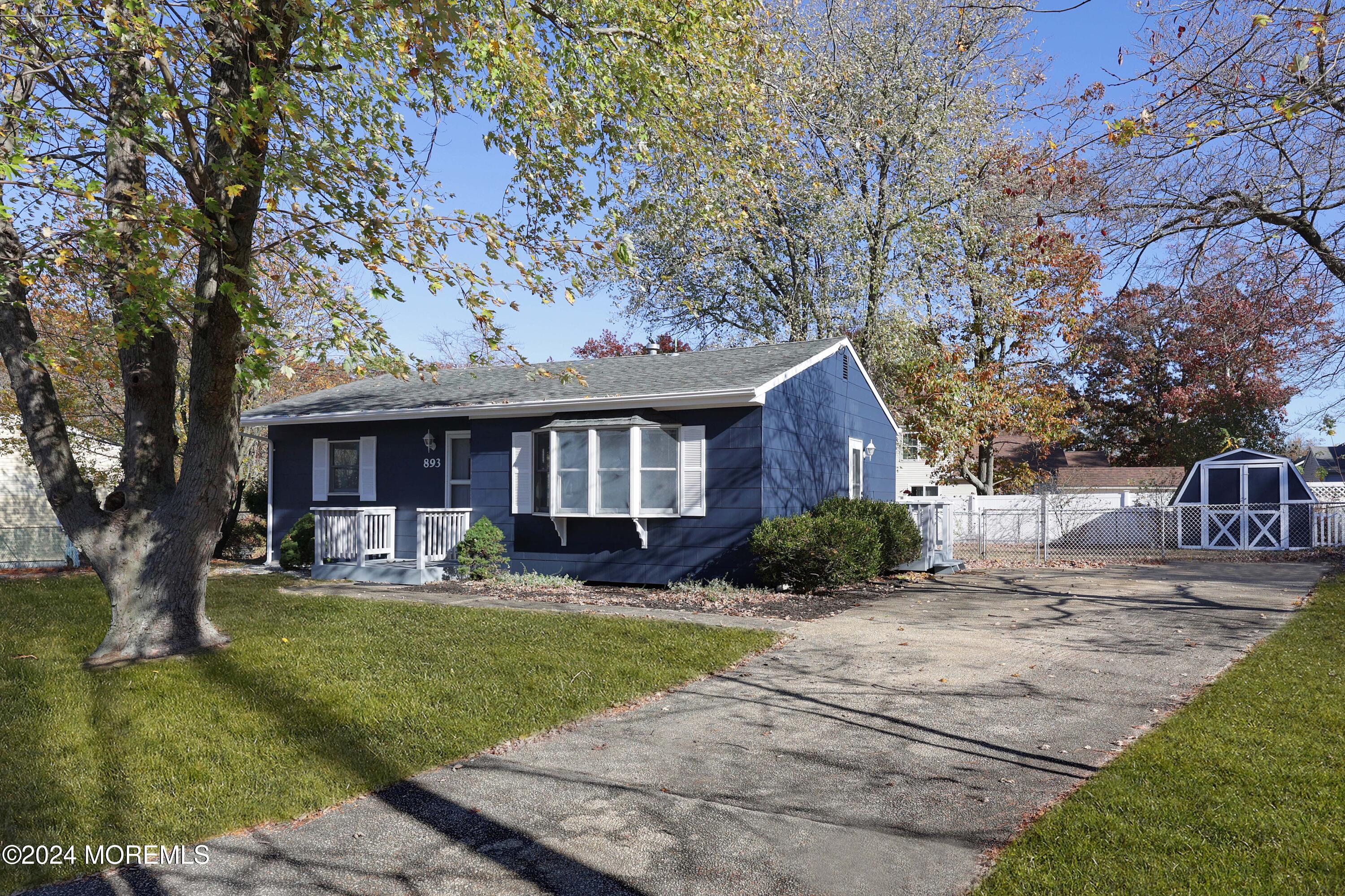 893 Harrison Road Toms River, NJ 08753 - Photo 2 of 33 758A1884_5_6_7_8