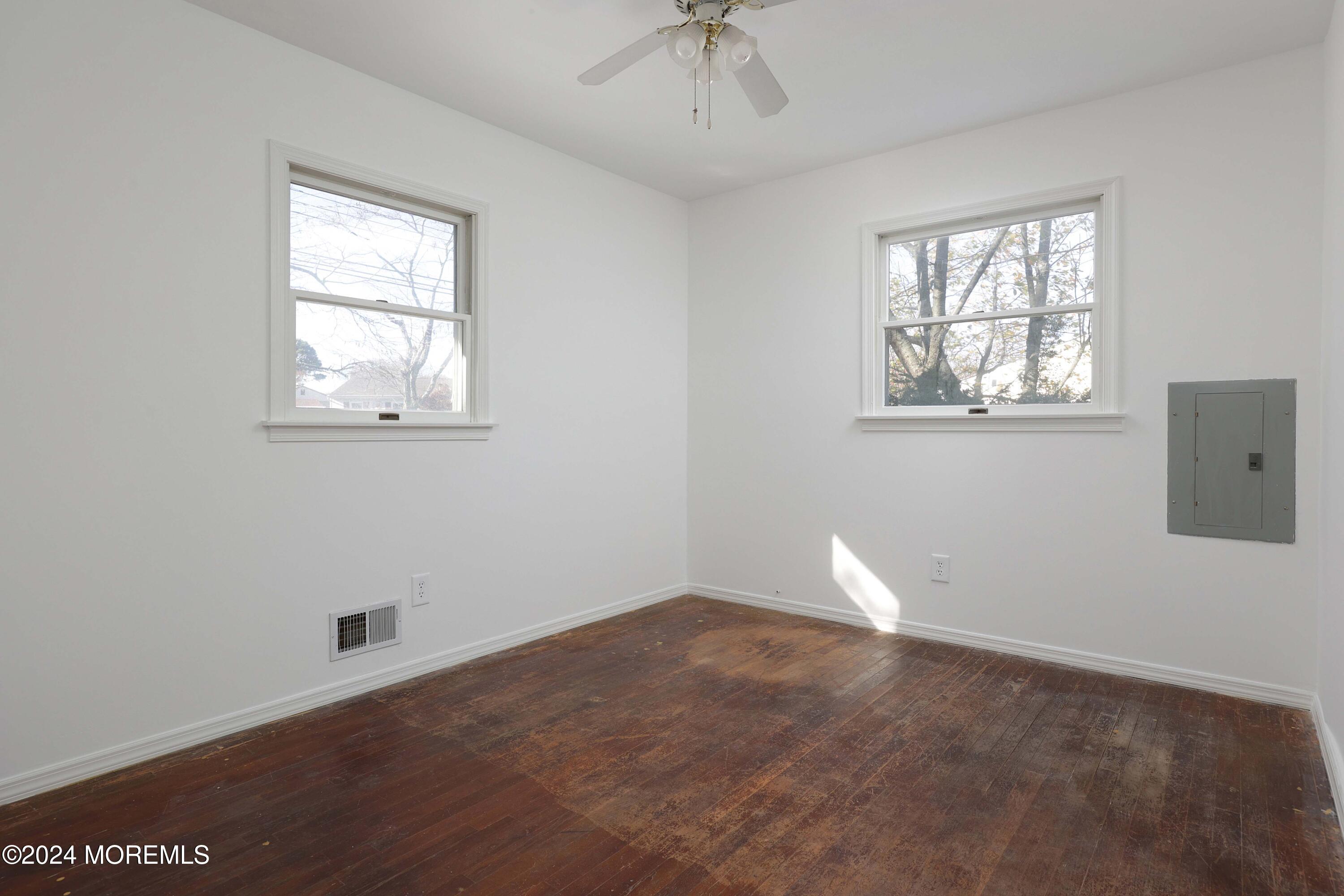 893 Harrison Road Toms River, NJ 08753 - Photo 30 of 33 758A2047