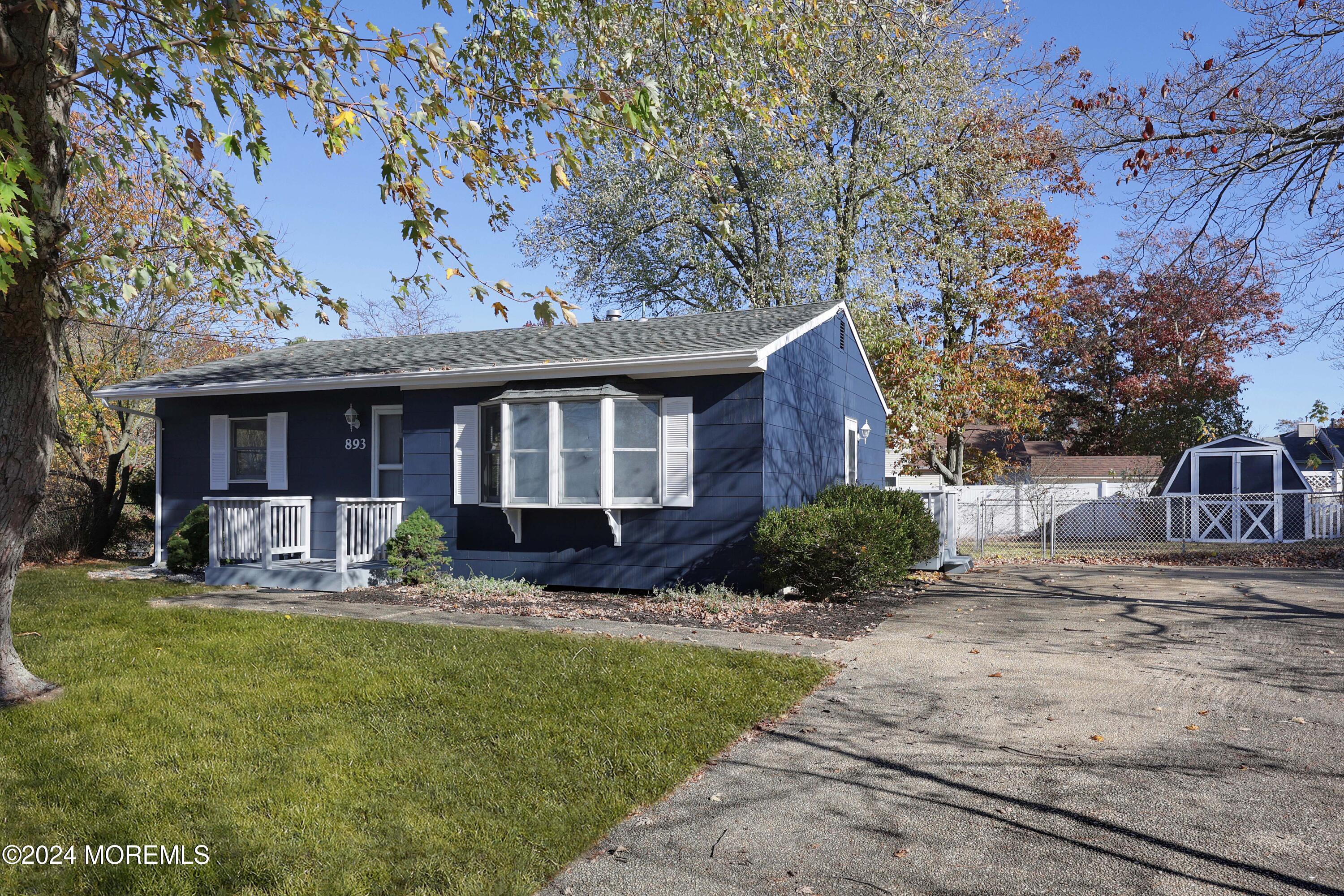 893 Harrison Road Toms River, NJ 08753 - Photo 5 of 33 758A1889_90_91_92_93