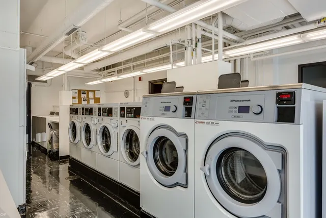 $4,500 | 910 North Lake Shore Drive, Unit 2519, Chicago, IL 60611