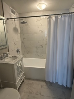 910 North Lake Shore Drive, Unit 2519 Chicago, IL 60611 - Photo 10 of 48