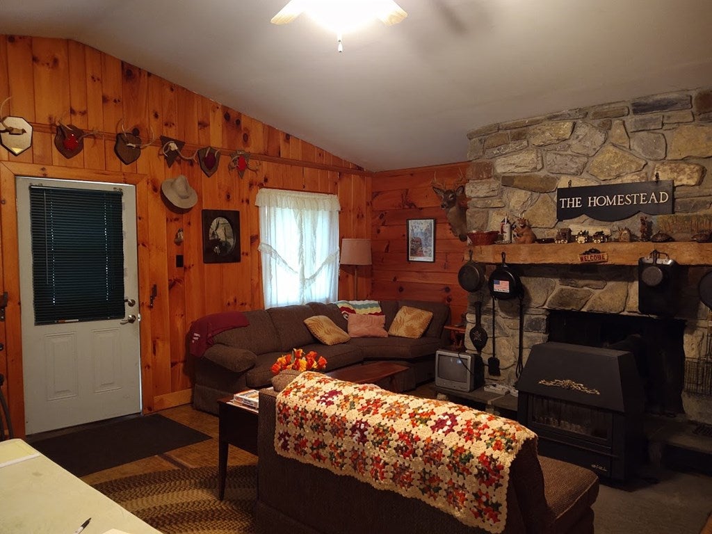 7763 Sunrise Camp Road Huntingdon, PA 16652 - Photo 8 of 21 Gallery Image 8