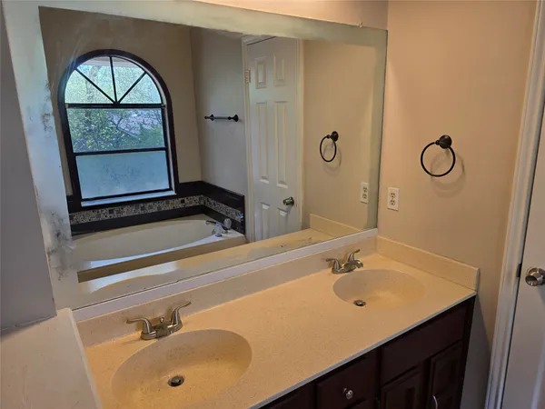$2,400 | 3008 Cat Claw Cove, Cedar Park, TX 78613
