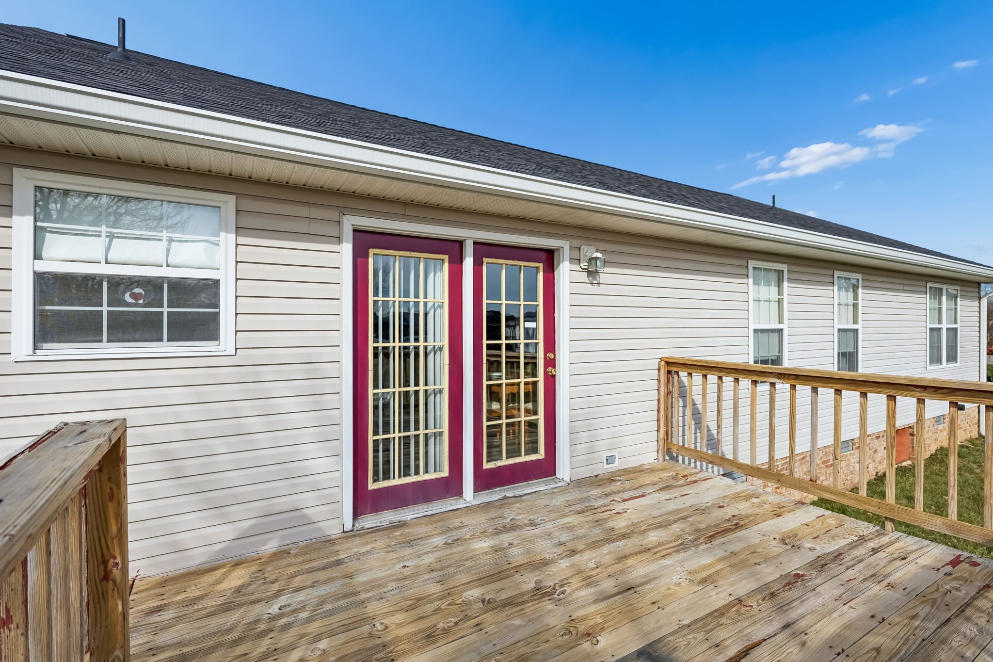 111 Eldon Drive Manchester, TN 37355 - Photo 19 of 24 a view of a house with wooden deck
