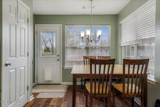 $305,000 | 4978 Graham Lake Drive, Olive Branch, MS 38654