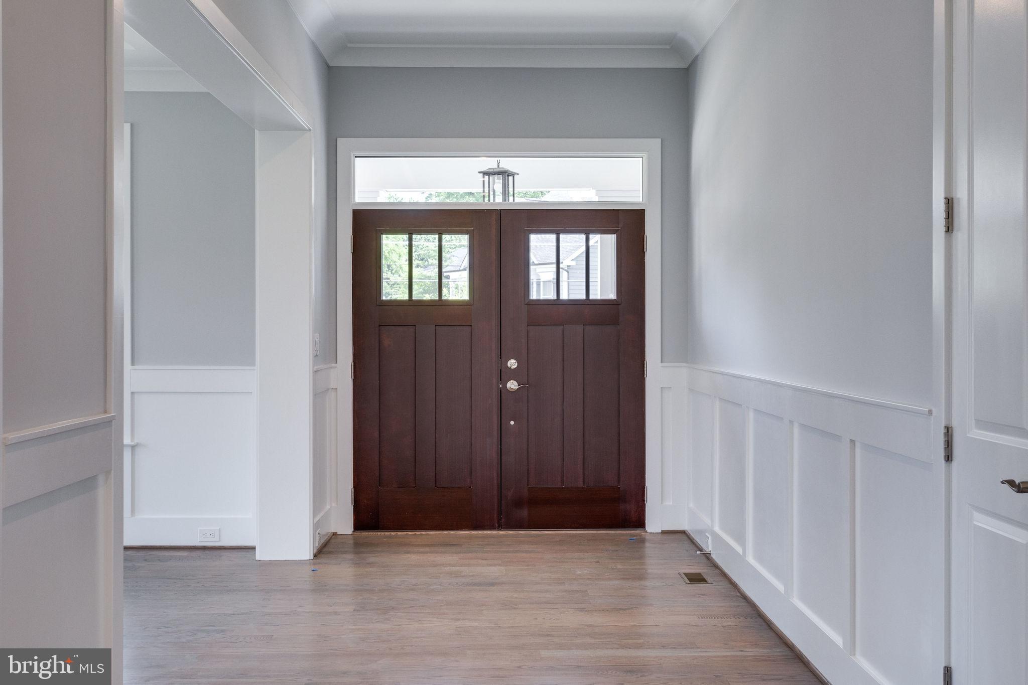 7411 Nigh Road Falls Church, VA 22043 - Photo 5 of 90 Front Entrance