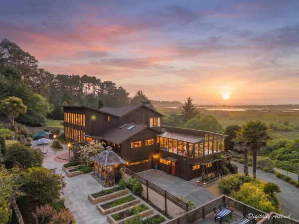 $1,450,000 | 1289 Hookton Road, Loleta, CA 95551