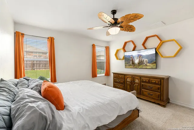 $1,750 | 6417 Hoffman Plain, San Antonio, TX 78252