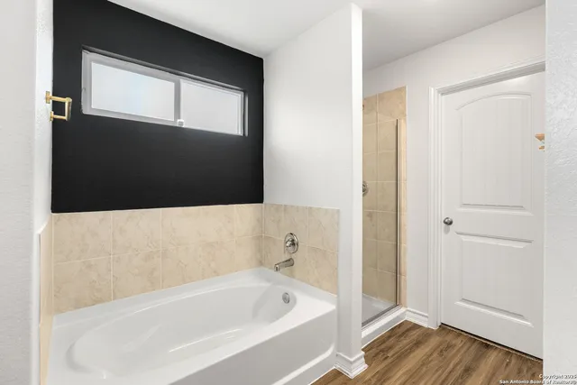 $1,750 | 6417 Hoffman Plain, San Antonio, TX 78252