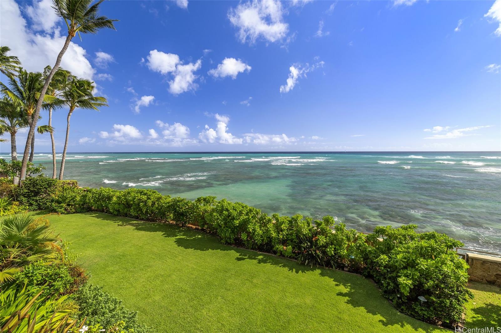 3165 Diamond Head Road, Unit 4 Honolulu, HI 96815 - Photo 23 of 25 a view of a lake with a big yard