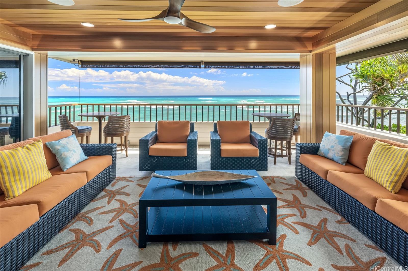 3165 Diamond Head Road, Unit 4 Honolulu, HI 96815 - Photo 7 of 25 a living room with furniture and a potted plant