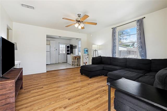 2508 Trio Street Chalmette, LA 70043 - Photo 3 of 11