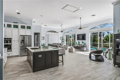 $675,000 | 6160 56th Avenue, Vero Beach, FL 32967