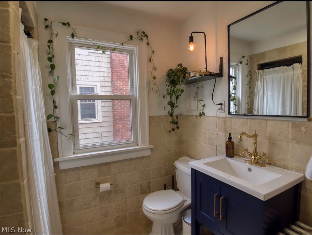 3569 Tullamore Road Cleveland, OH 44118 - Photo 23 of 36