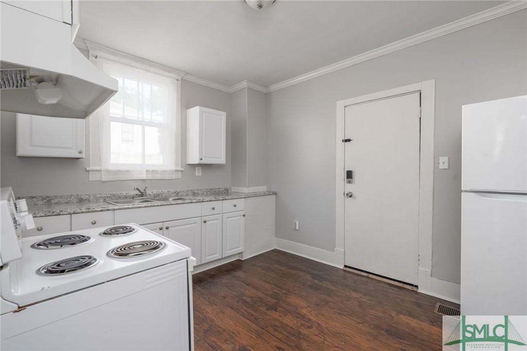 802 East 36th Street Savannah, GA 31401 - Photo 6 of 21