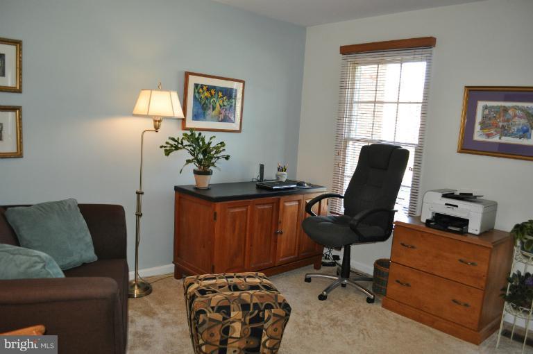 2680 Thornbrook Road Ellicott City, MD 21042 - Photo 7 of 20 Den or 5th Bedroom