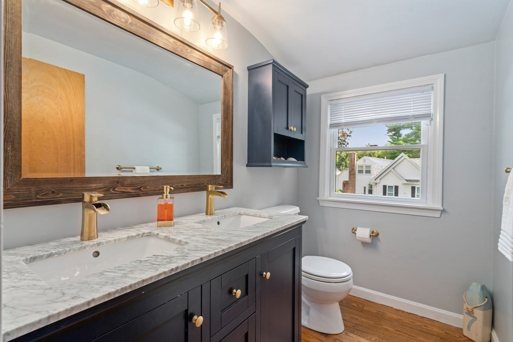 2 Arakelian Drive Billerica, MA 01821 - Photo 11 of 31