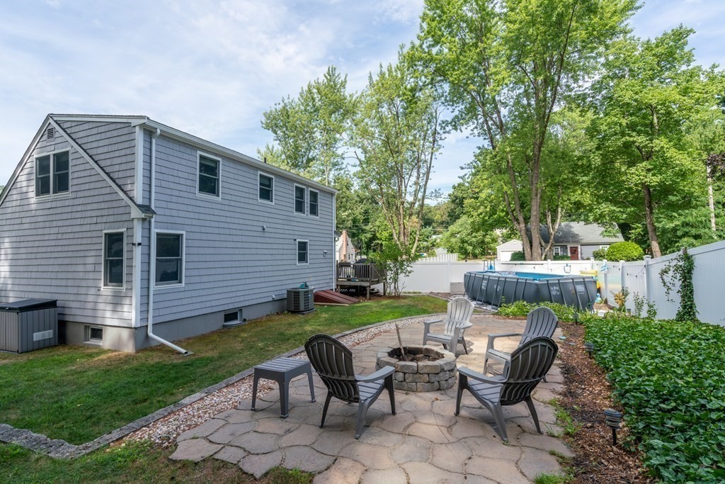 2 Arakelian Drive Billerica, MA 01821 - Photo 13 of 31