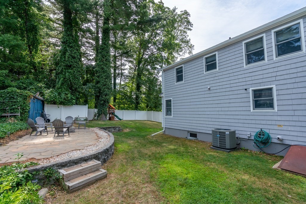 2 Arakelian Drive Billerica, MA 01821 - Photo 26 of 31