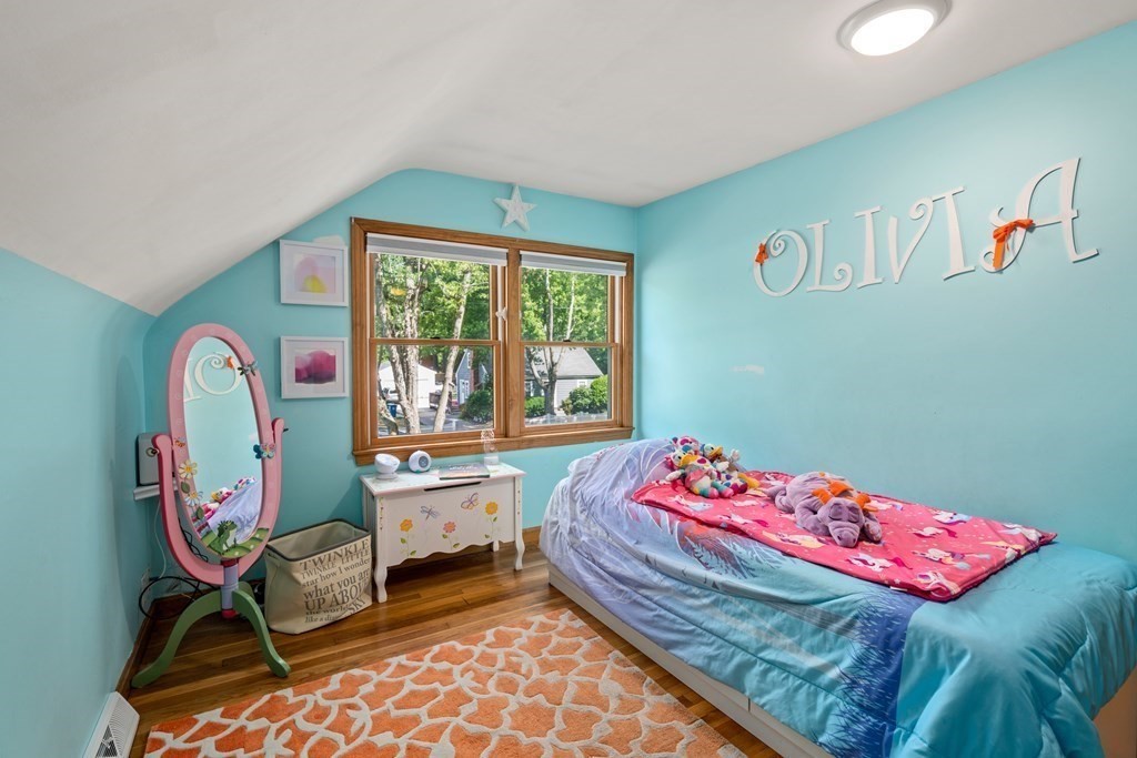 2 Arakelian Drive Billerica, MA 01821 - Photo 10 of 31