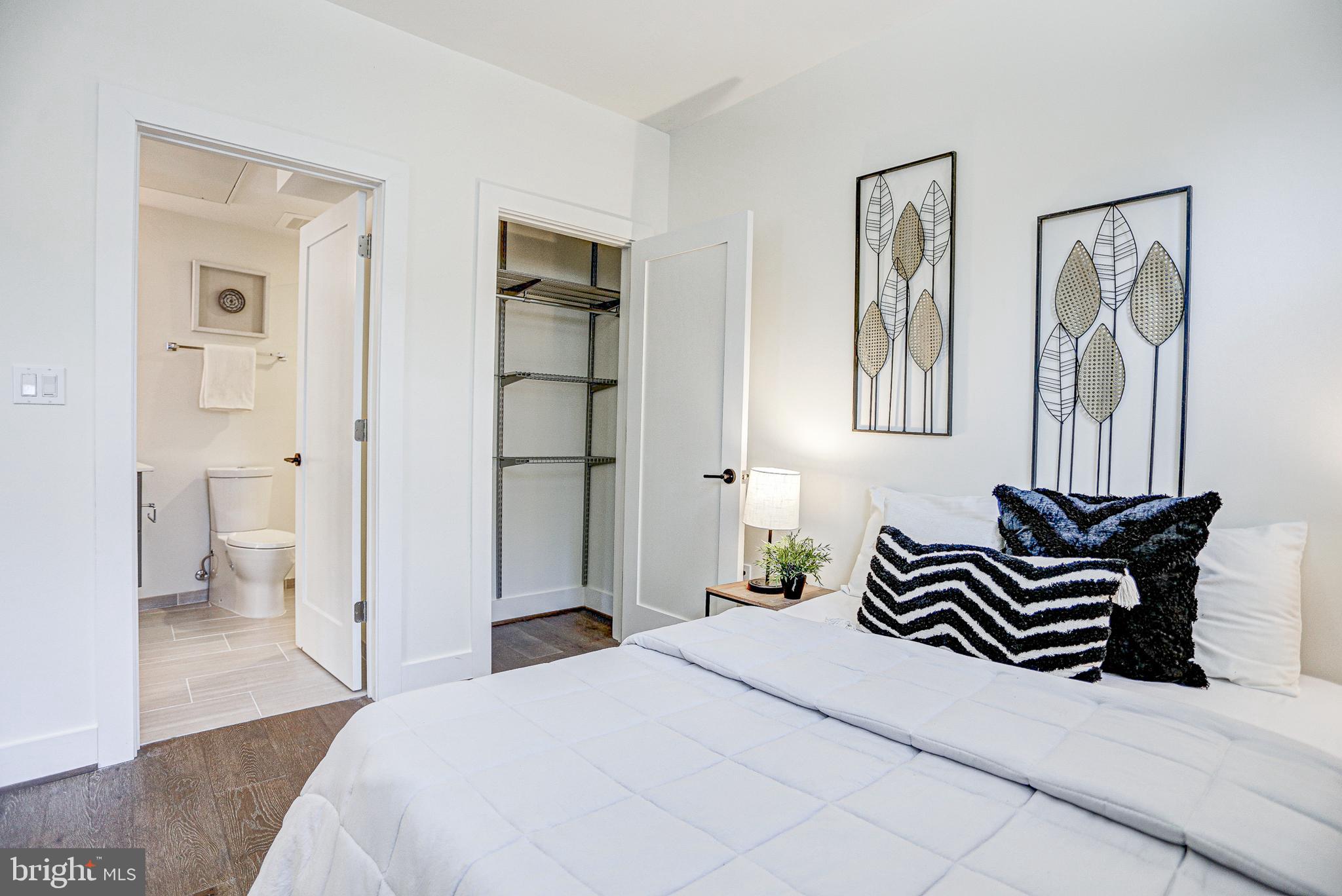 2337 Champlain Street Northwest, Unit 106 Washington, DC 20009 - Photo 21 of 33