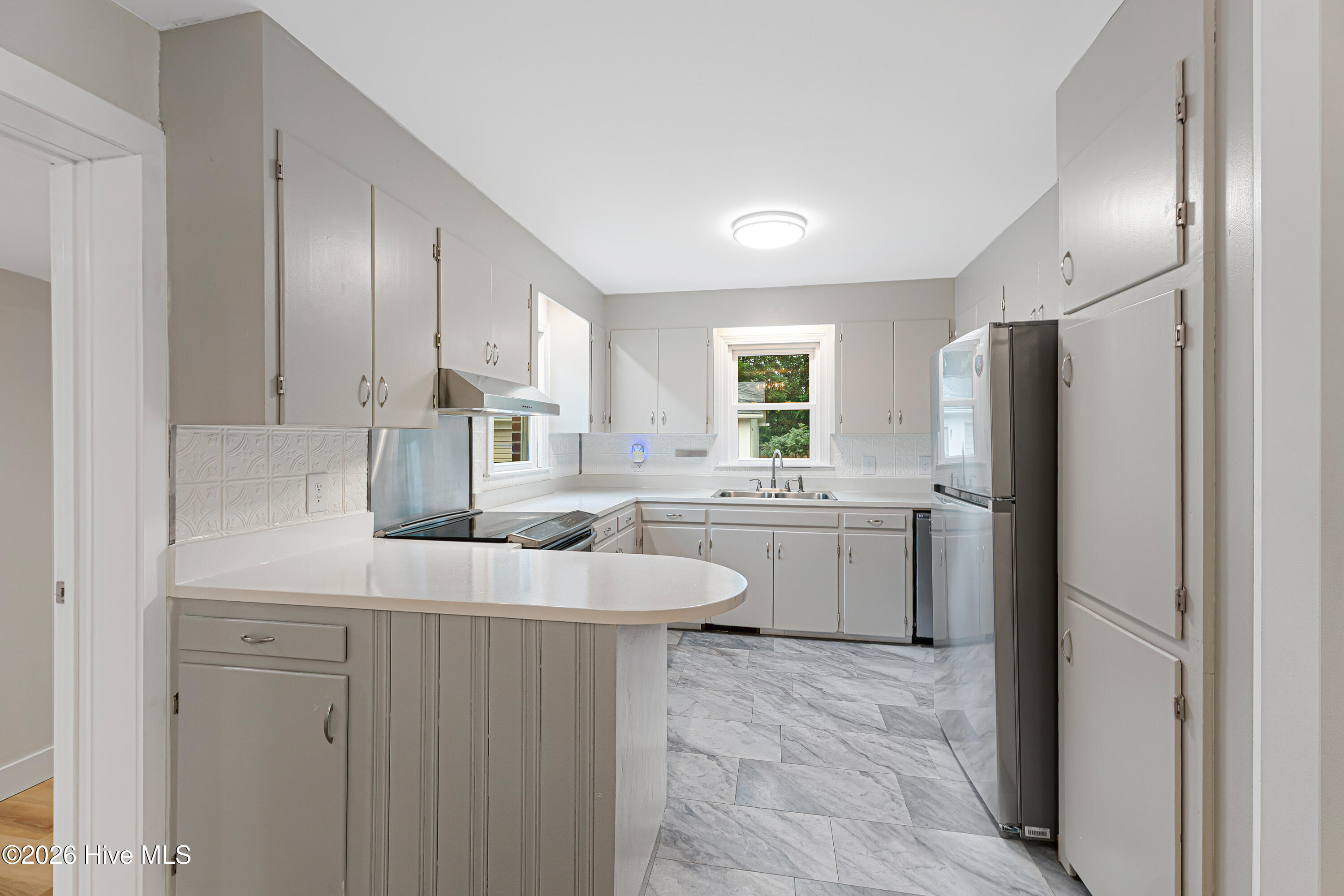 4111 Country Club Road Morehead City, NC 28557 - Photo 10 of 50 Gallery Image 10