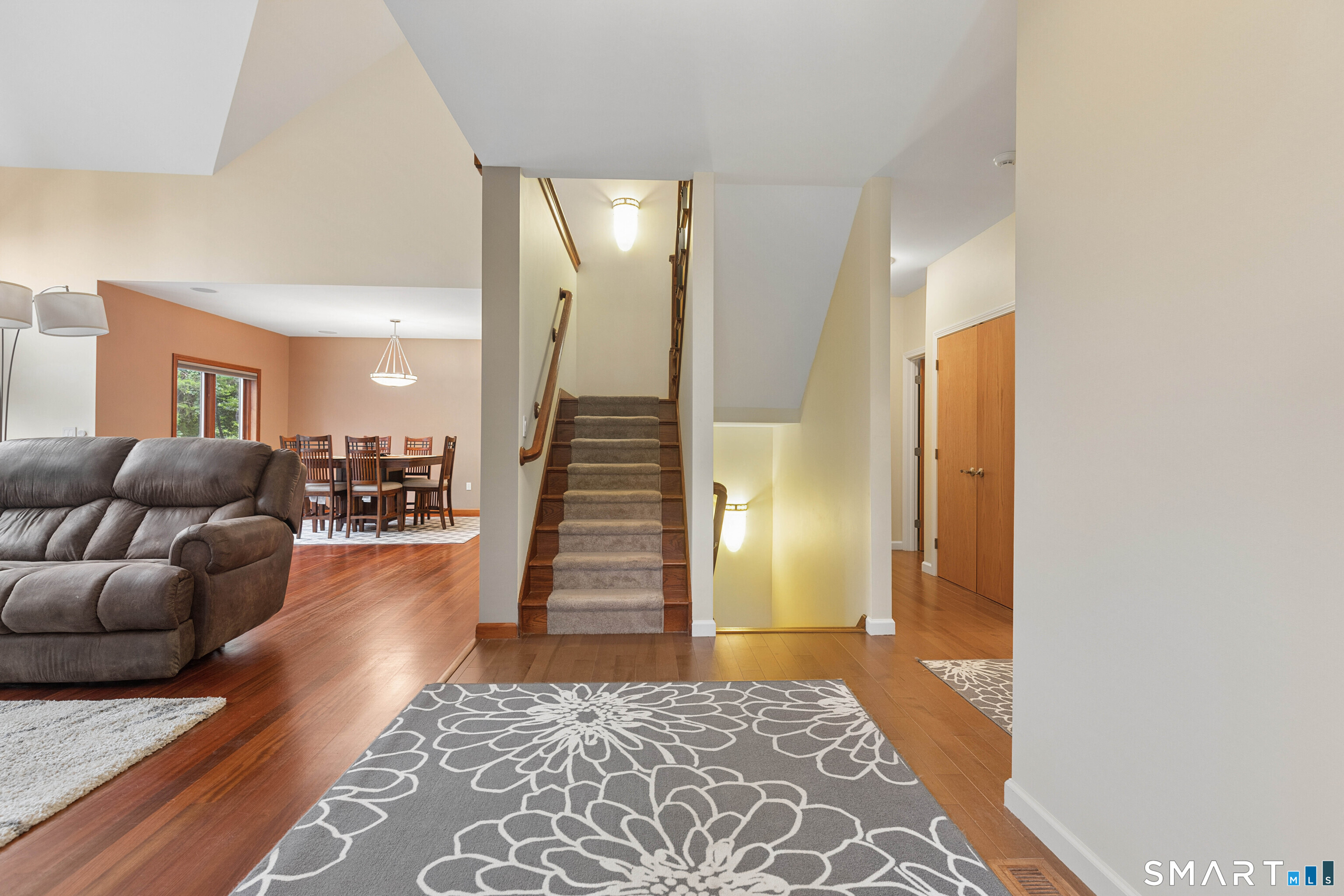 14 Eleanor Road Somers, CT 06071 - Photo 7 of 39 Gallery Image 7