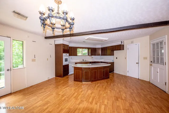 $749,900 | 4321-4315 Old Niles Ferry Road, Maryville, TN 37801