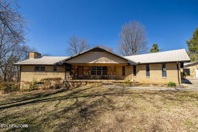 $749,900 | 4321-4315 Old Niles Ferry Road, Maryville, TN 37801