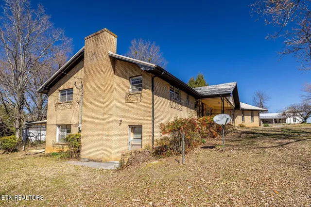 $749,900 | 4321-4315 Old Niles Ferry Road, Maryville, TN 37801