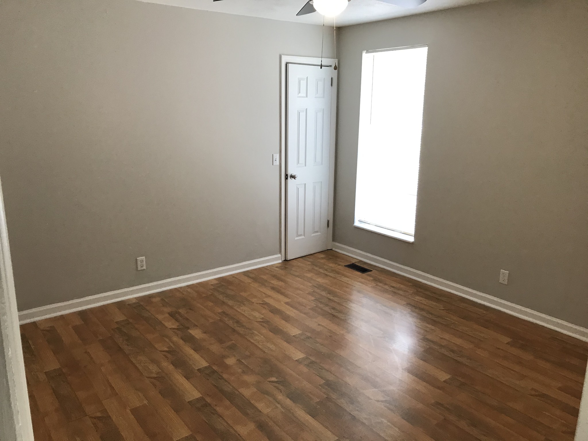 3361 Country Way Road Antioch, TN 37013 - Photo 14 of 23 an empty room with wooden floor and windows