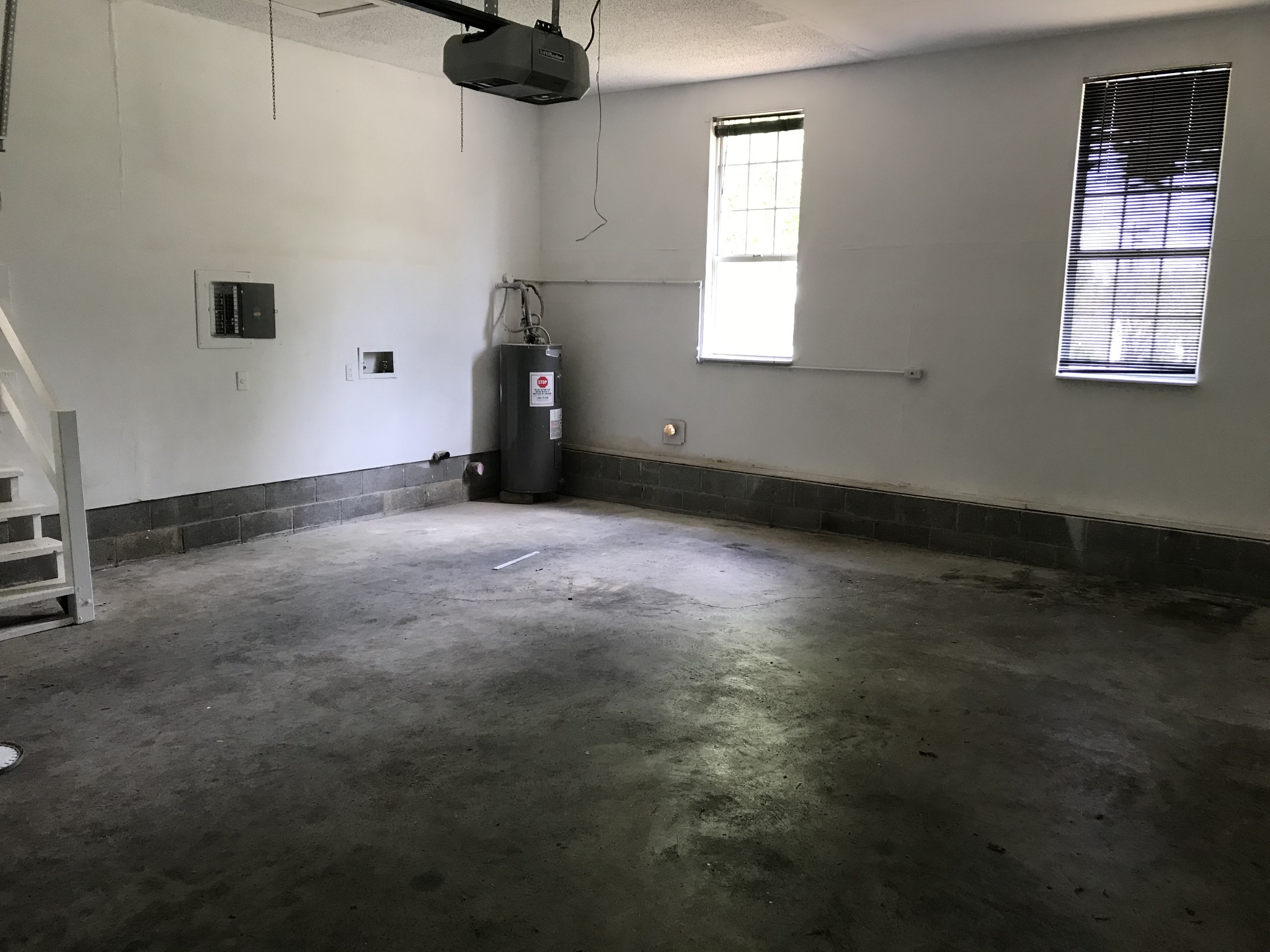 3361 Country Way Road Antioch, TN 37013 - Photo 22 of 23 a view of an empty room with a window