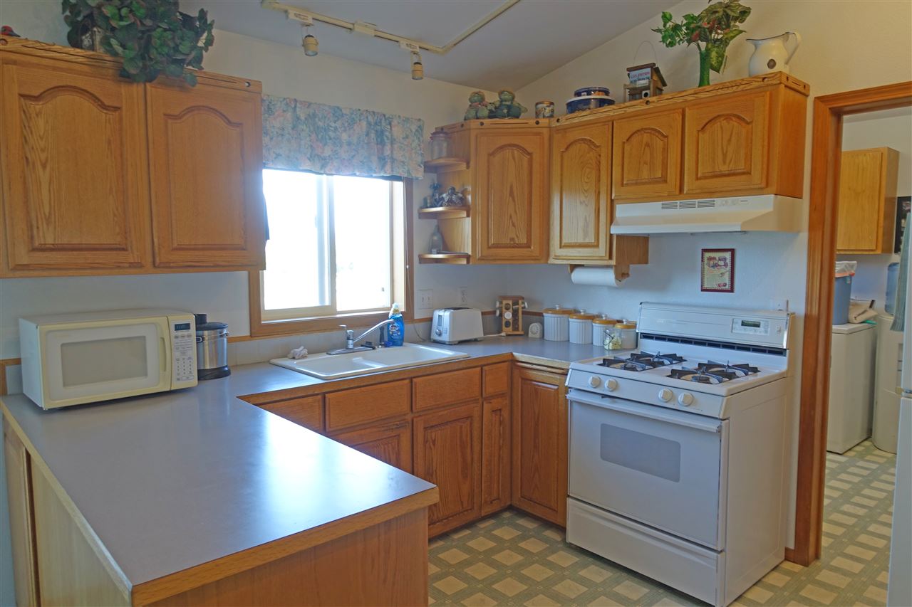 130 West Cedar Loop Colville, WA 99114 - Photo 7 of 20 Gallery Image 7
