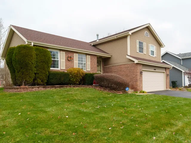 $325,000 | 4008 192nd Place, Country Club Hills, IL 60478