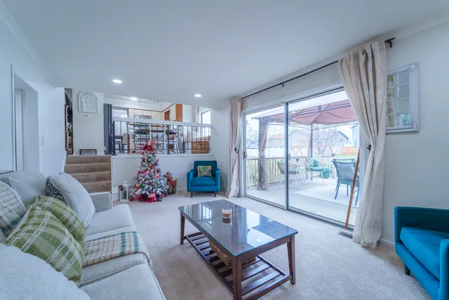 $325,000 | 4008 192nd Place, Country Club Hills, IL 60478