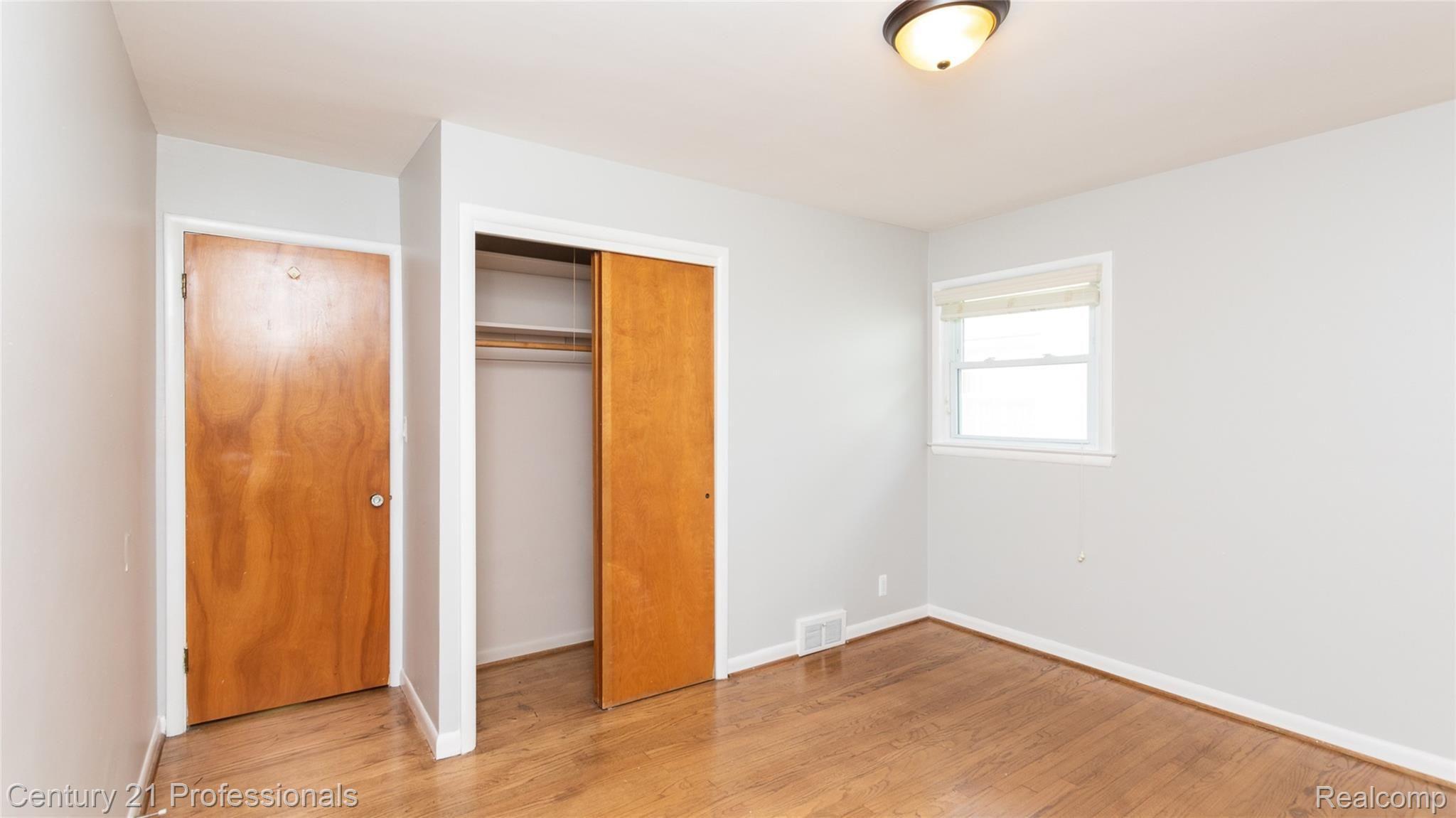 2401 Derby Road Troy, MI 48084 - Photo 18 of 25 025_25.jpg