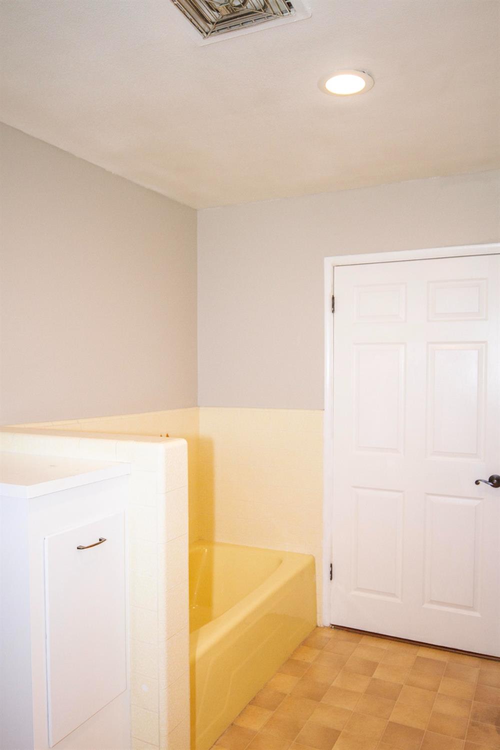 5357 South Hills Valley Road Orange Cove, CA 93646 - Photo 31 of 55