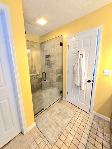 $535,000 | 205 Lake Villa Circle, Morrison, TN 37357