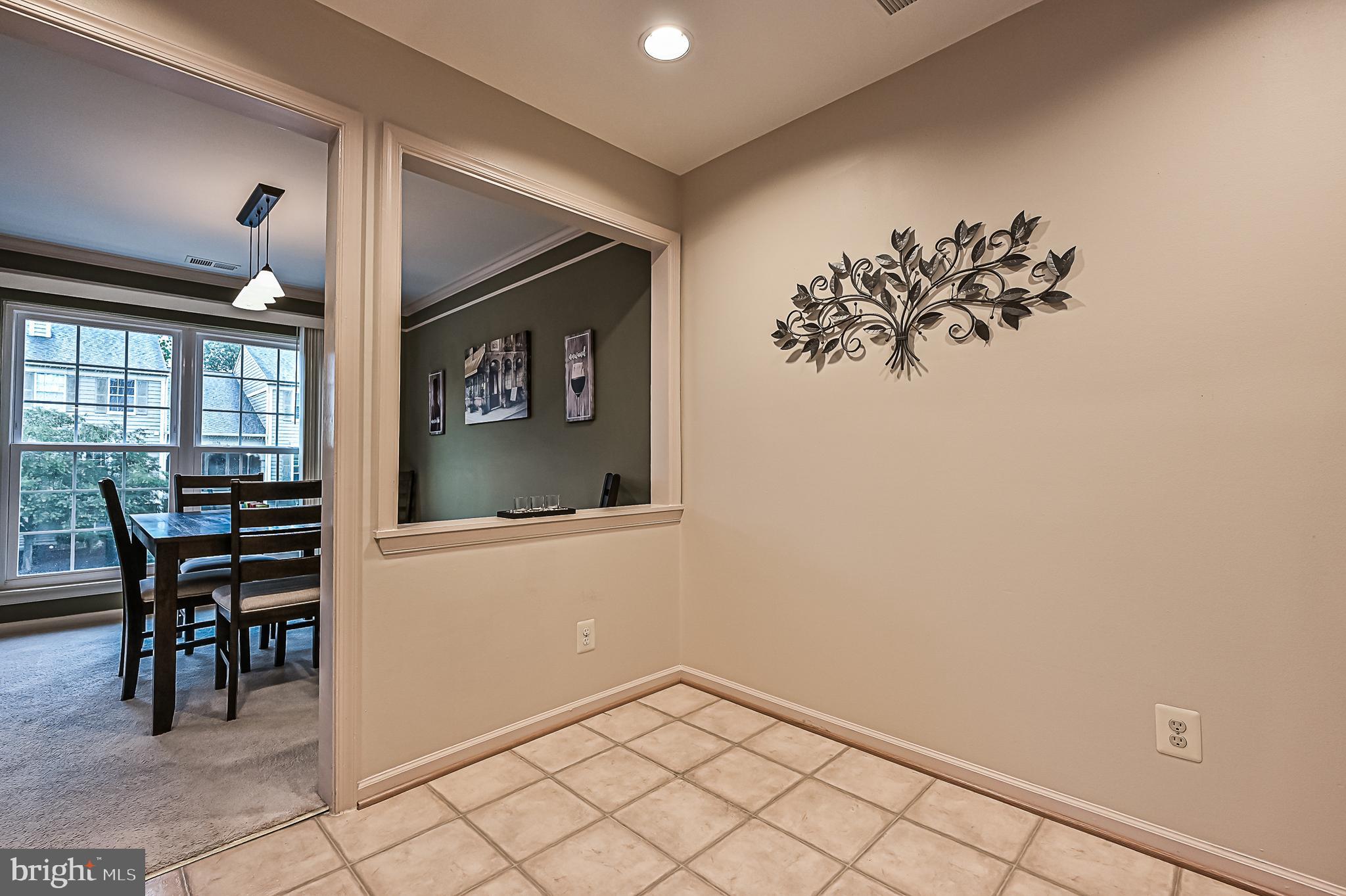 11197 Rienzi Place, Unit 201 Manassas, VA 20109 - Photo 14 of 22 Kitchen Table Space
