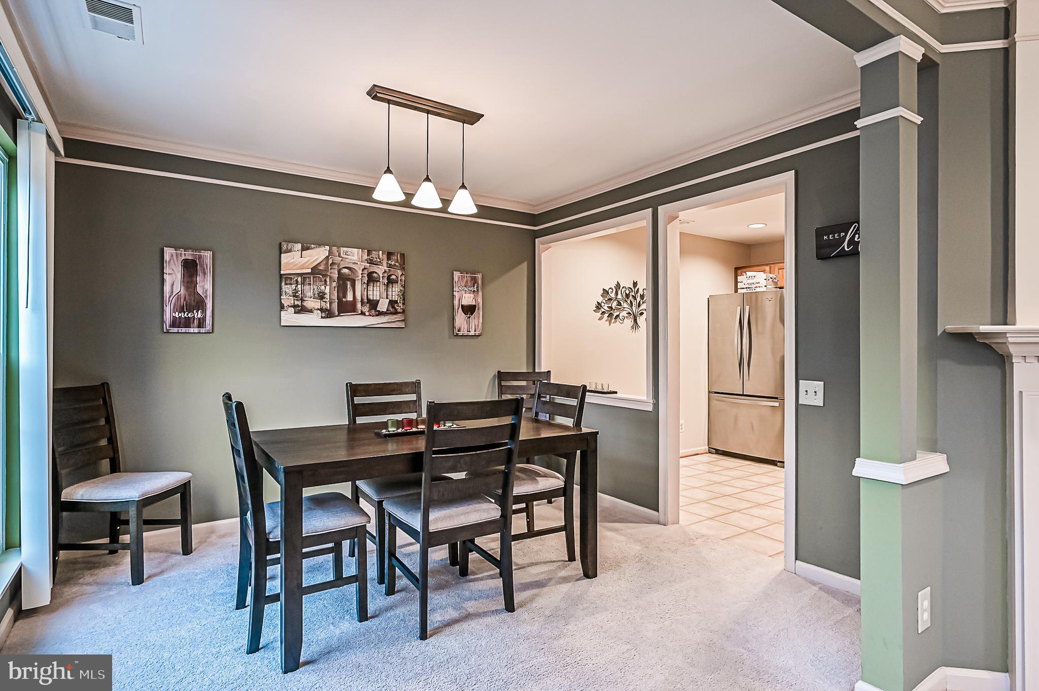11197 Rienzi Place, Unit 201 Manassas, VA 20109 - Photo 8 of 22 Dining Room