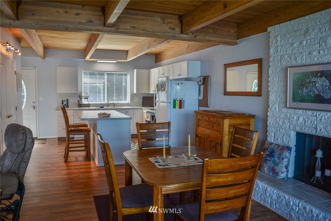 3779 West Sequim Bay Road Sequim, WA 98382 - Photo 5 of 25