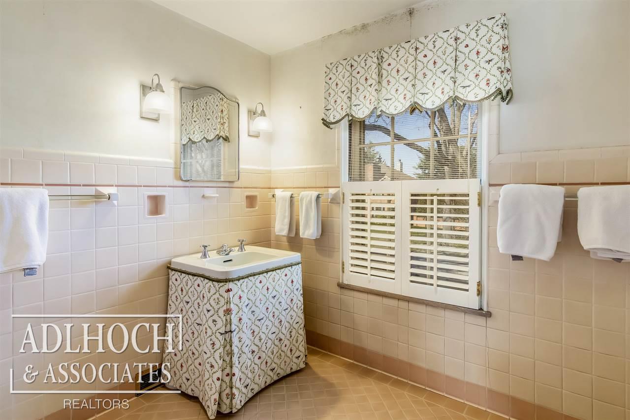181 Merriweather Road Grosse Pointe Farms, MI 48236 - Photo 28 of 37