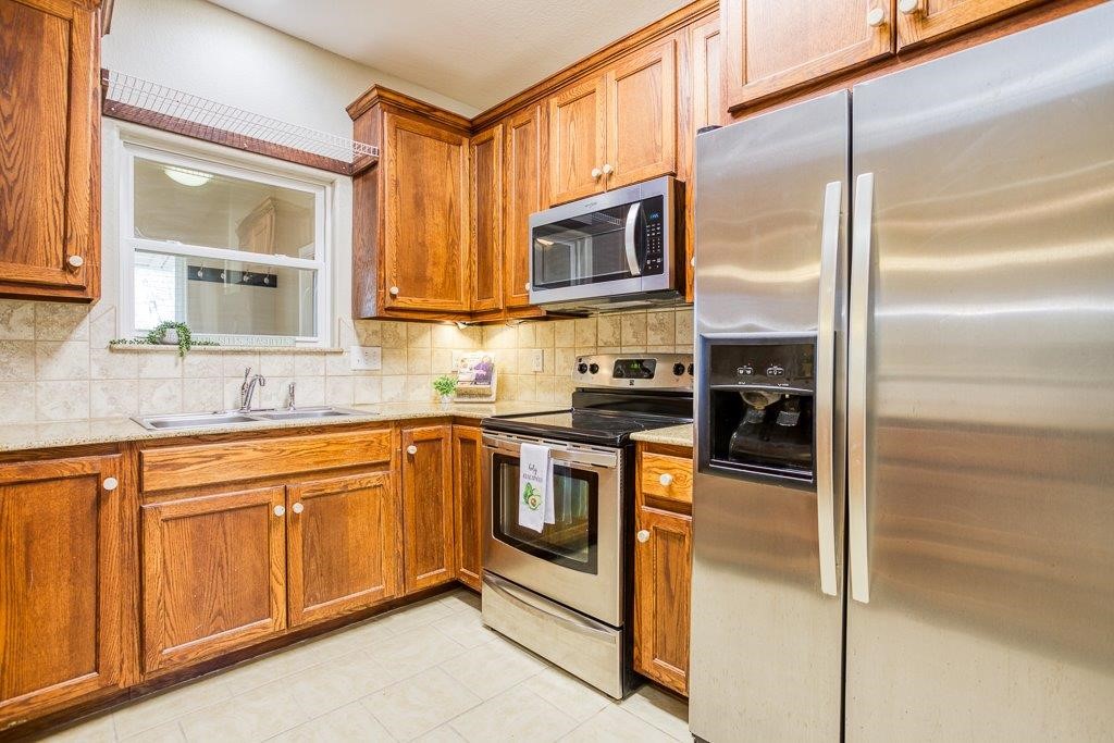 409 North Eleventh Street Fulton, TX 78382 - Photo 14 of 37